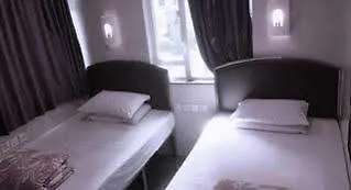 Uk Deluxe Hostel Hong Kong China