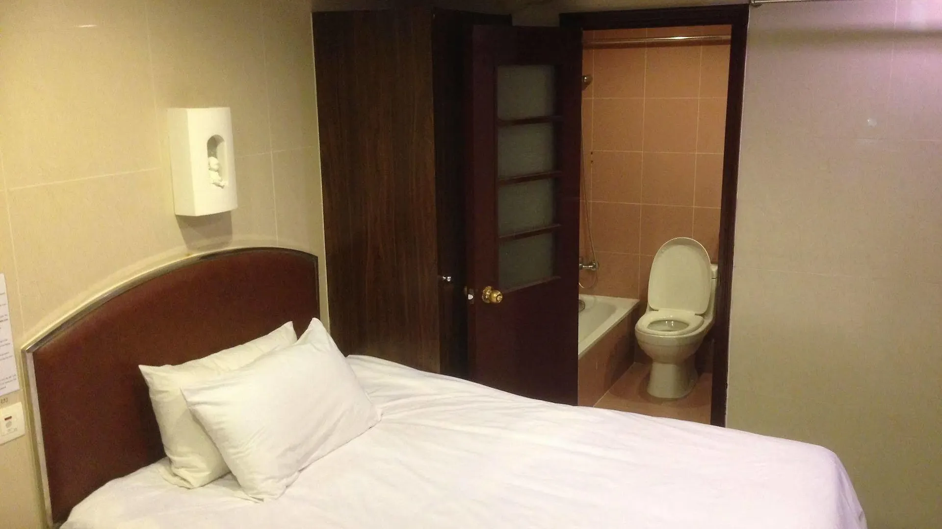 Uk Deluxe Hostel Hongkong Čína